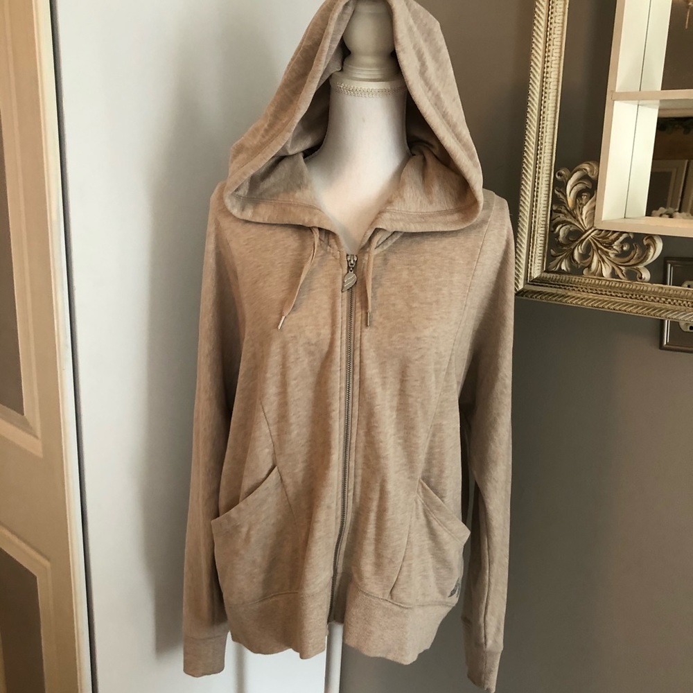 ⭐️Victoria’s Secret Hoodie⭐️